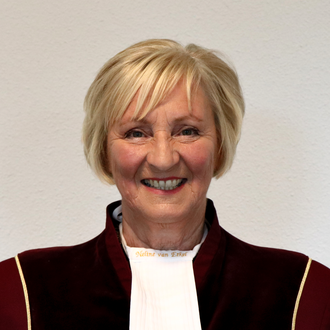 Trouwambtenaar Neline van Erkel